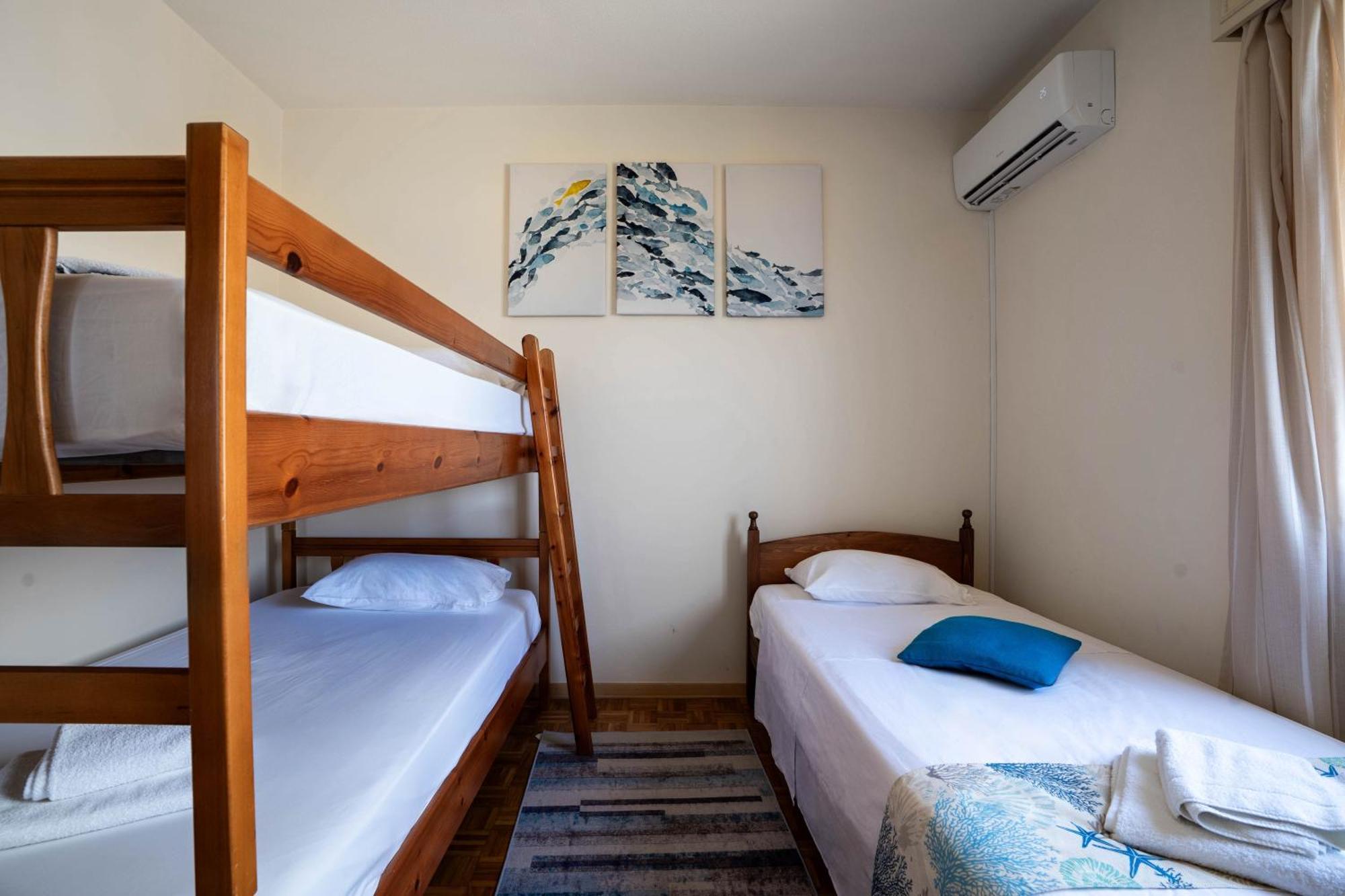 Makenzy Sandy Beachfront Paradise Ларнака Екстериор снимка